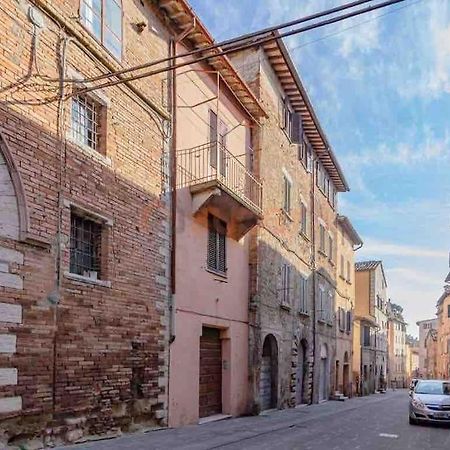 Perugia Home Apartment La Finestra Di Fronte Dış mekan fotoğraf